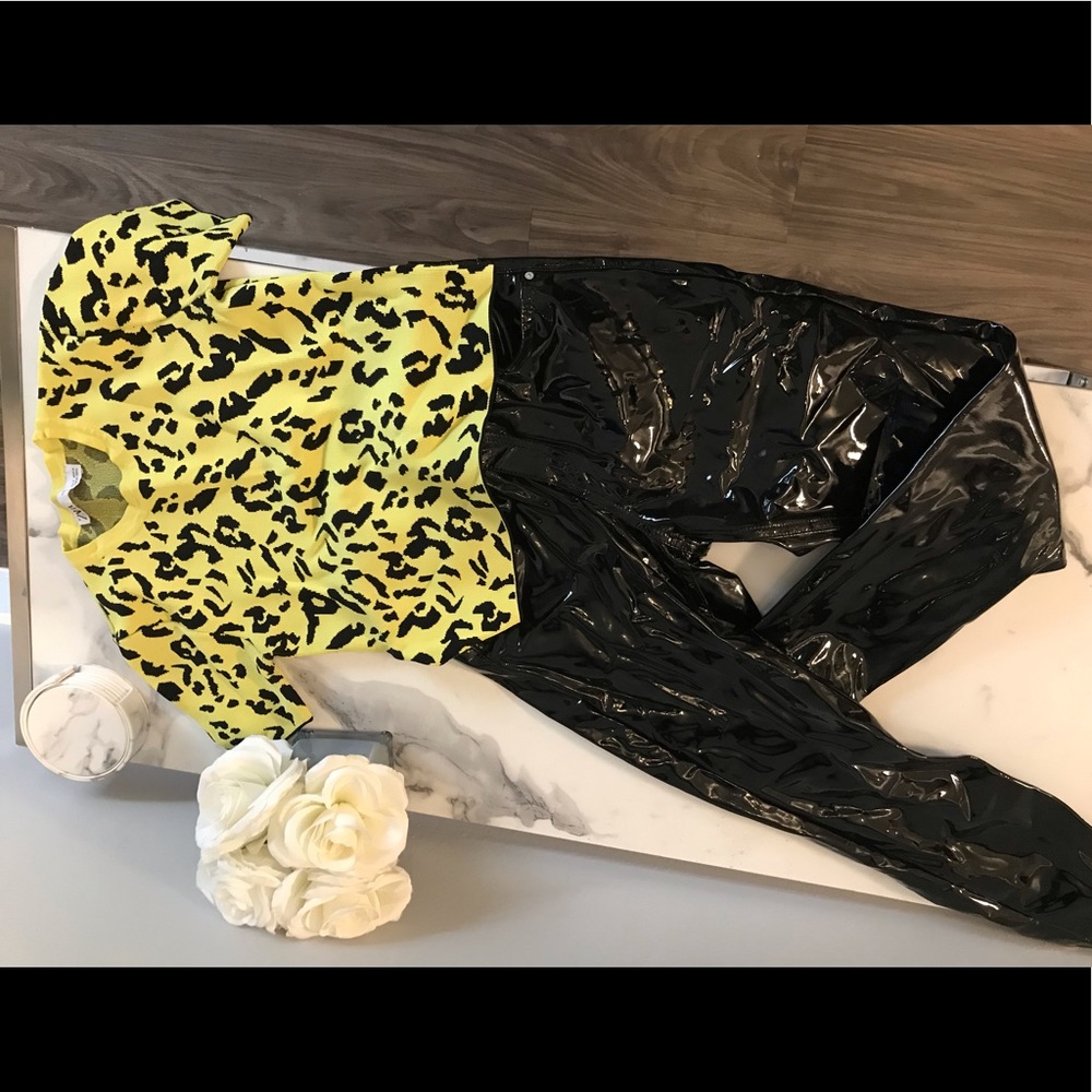 Two piece set